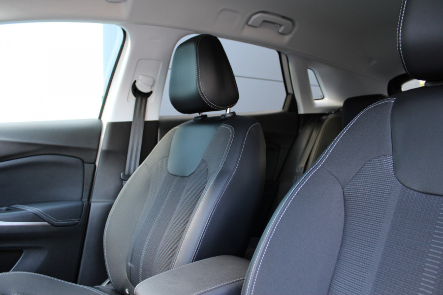 Opel Grandland 1.2 Turbo Level 3 | Trekhaak | Camera | Navigatie | Cruise Control | BLIS