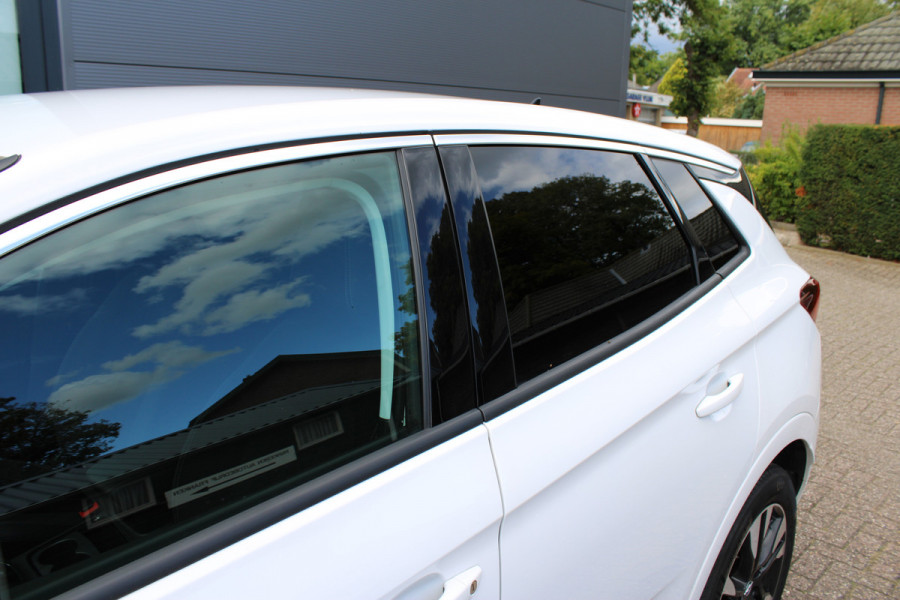 Opel Grandland 1.2 Turbo Level 3 | Trekhaak | Camera | Navigatie | Cruise Control | BLIS