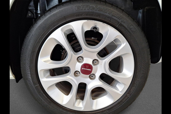 Fiat Panda 0.9 TwinAir Lounge  | Automaat | Afneembare trekhaak Fiat Panda 0.9 TwinAir Lounge  | Automaat | Afneembare trekhaak