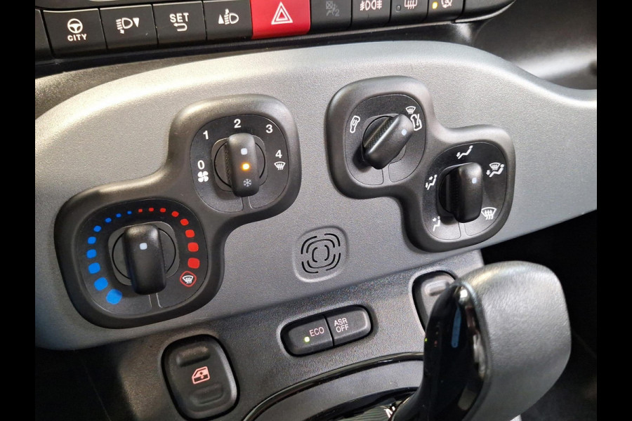 Fiat Panda 0.9 TwinAir Lounge  | Automaat | Afneembare trekhaak Fiat Panda 0.9 TwinAir Lounge  | Automaat | Afneembare trekhaak