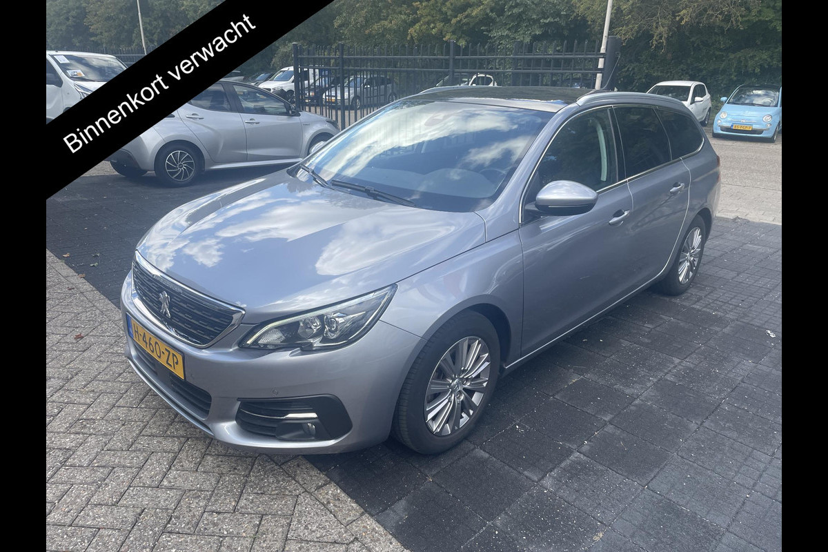 Peugeot 308 SW 1.2 PureTech Blue Lease Premium . Parkeersensoren . Panoramadak . Camera