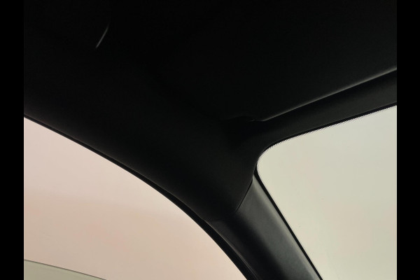 Peugeot 208 1.2 PureTech GT Pack AIRCO NAVI CRUISE BLUETOOTH LED PARELMOER PRIVACYGLAS ZEER NETTE AUTO