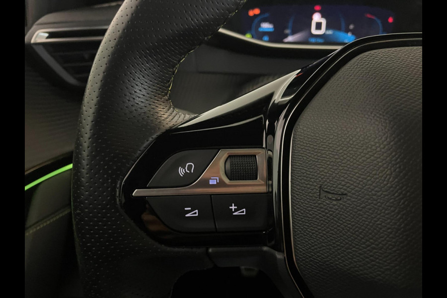 Peugeot 208 1.2 PureTech GT Pack AIRCO NAVI CRUISE BLUETOOTH LED PARELMOER PRIVACYGLAS ZEER NETTE AUTO