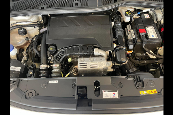 Peugeot 208 1.2 PureTech GT Pack AIRCO NAVI CRUISE BLUETOOTH LED PARELMOER PRIVACYGLAS ZEER NETTE AUTO