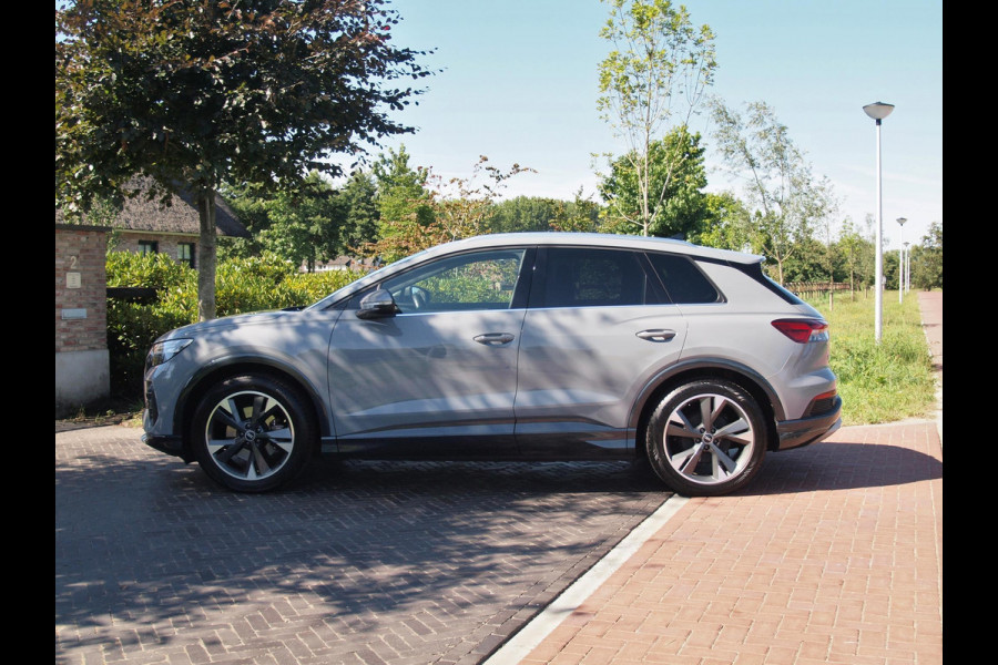 Audi Q4 e-tron 35 Launch edition S Competition 55 kWh | Camera | Apple Carplay | Cruise Control | Head-up display |