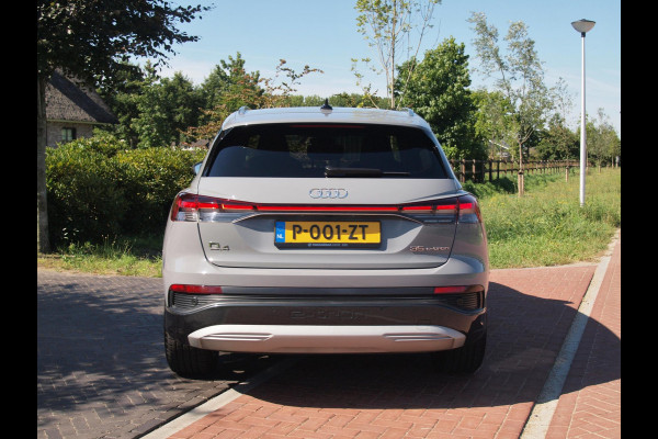 Audi Q4 e-tron 35 Launch edition S Competition 55 kWh | Camera | Apple Carplay | Cruise Control | Head-up display |