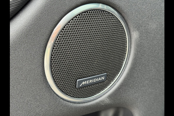 Land Rover Discovery Sport P300e R-Dynamic SE
