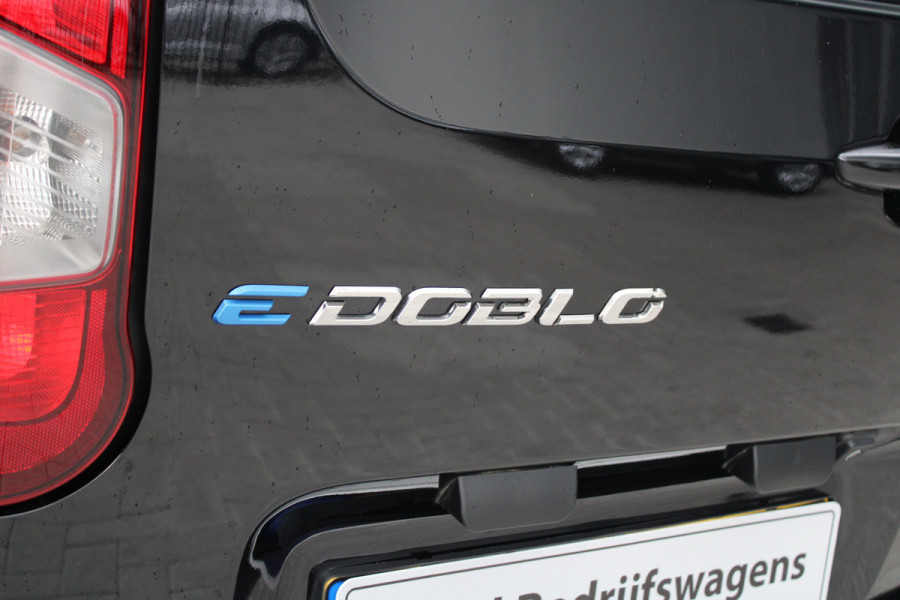 Fiat E-Doblò 136 L2 50 kWh 136pk - Camera - Carplay - Auto Klimaat - Navi - Lane Assist - PDC - Rijklaar
