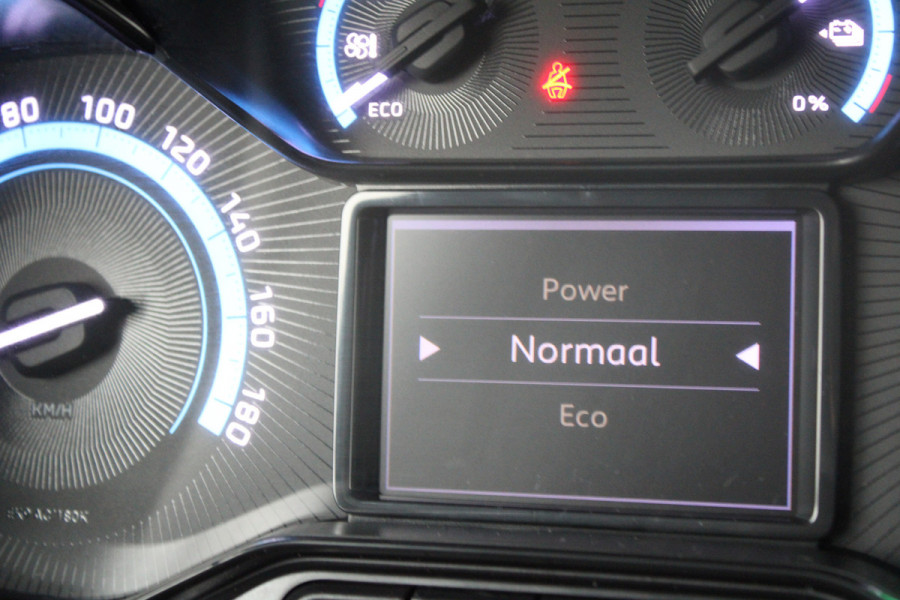 Fiat E-Doblò 136 L2 50 kWh 136pk - Camera - Carplay - Auto Klimaat - Navi - Lane Assist - PDC - Rijklaar