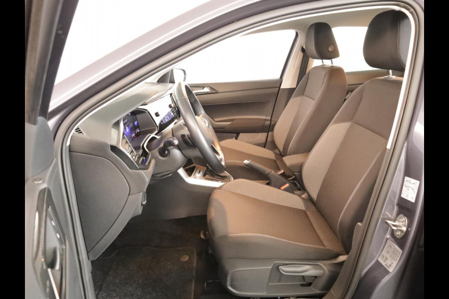 Volkswagen Polo 1.0 TSI Life 95 pk Automaat (DSG) | Verlengde garantie | Navigatie | Parkeersensoren | Achteruitrijcamera | Adaptieve cruise control | Stoelverwarming |