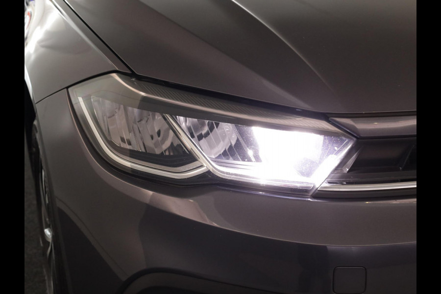 Volkswagen Polo 1.0 TSI Life 95 pk Automaat (DSG) | Verlengde garantie | Navigatie | Parkeersensoren | Achteruitrijcamera | Adaptieve cruise control | Stoelverwarming |