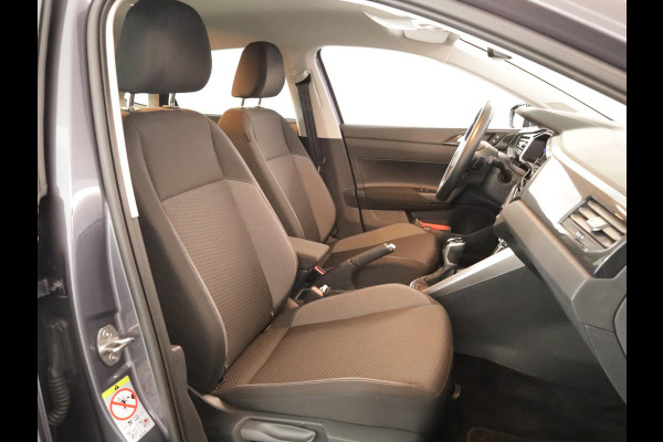 Volkswagen Polo 1.0 TSI Life 95 pk Automaat (DSG) | Verlengde garantie | Navigatie | Parkeersensoren | Achteruitrijcamera | Adaptieve cruise control | Stoelverwarming |
