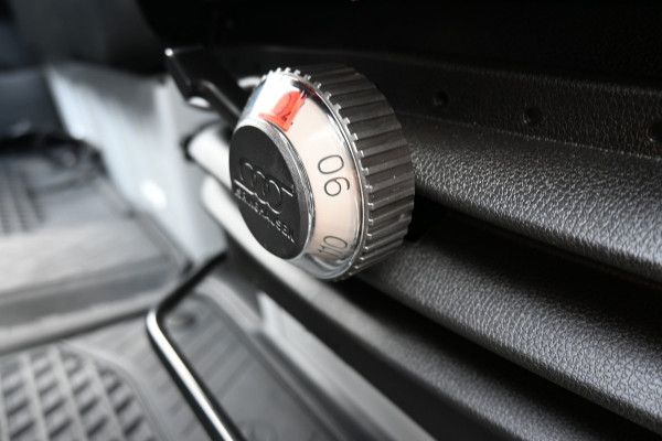 Mercedes-Benz Sprinter 319 CDI L3 Bakwagen met Dhollandia laadklep Geveerde stoel, Cruise control Laadbak met laadklep, zijdeur