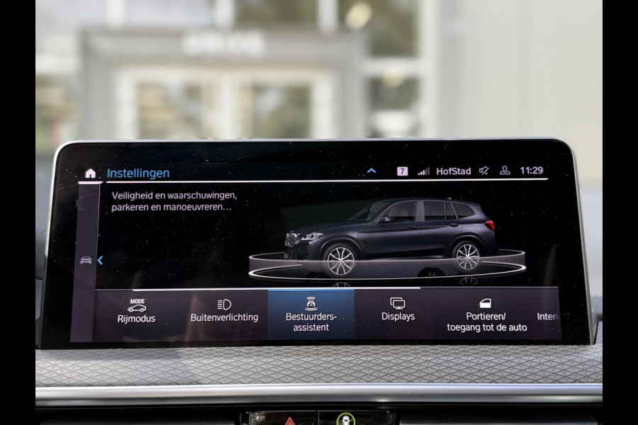 BMW X3 xDrive30e High Ex. M-Sport|SOH95%|Pano|Laser|HUD|360Cam|HiFi|Carbon zwart