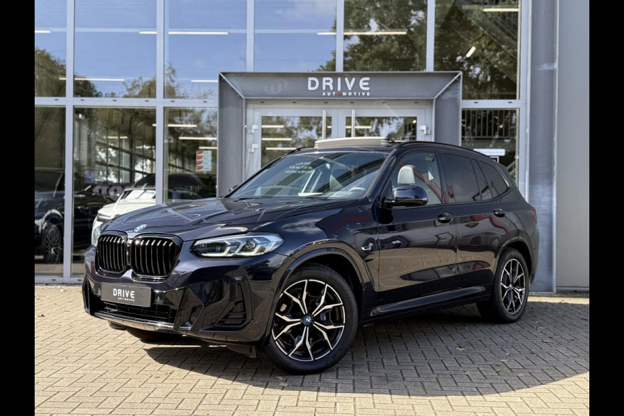 BMW X3 xDrive30e High Ex. M-Sport|SOH95%|Pano|Laser|HUD|360Cam|HiFi|Carbon zwart