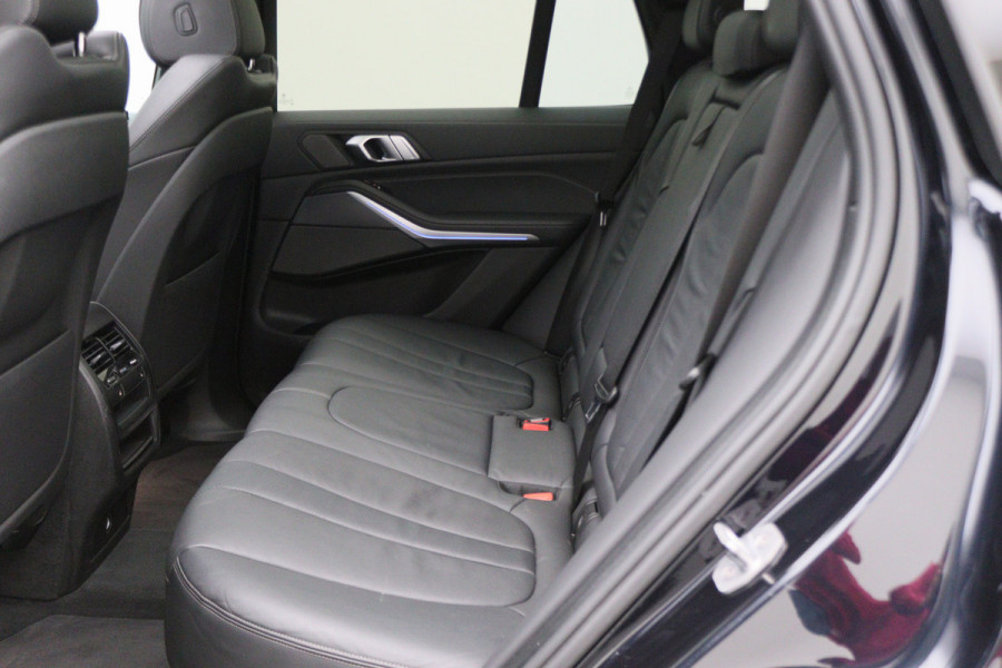 BMW X5 xDrive45e High Executive M Sport Panoramadak, Luchtvering, ACC, H&K, Head-Up, 360° Camera, Trekhaak, 22"