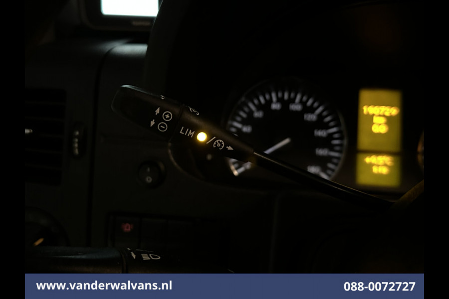 Mercedes-Benz Sprinter 316 CDI 163 pk L2H2 Euro6 Airco | Omvormer | Camera | 2800kg Trekhaak Cruisecontrol, Chauffeursstoel Mercedes-Benz Sprinter 316 CDI 163 pk L2H2 Euro6 Airco | Omvormer | Camera | 2800kg Trekhaak Cruisecontrol, Chauffeursstoel