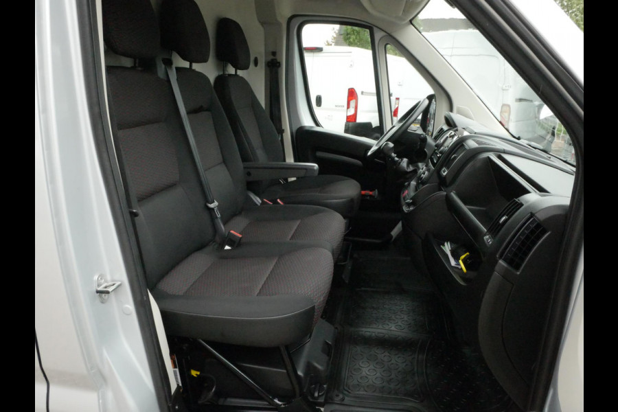 Opel Movano 2.2D 120 PK, L3H2, Airco