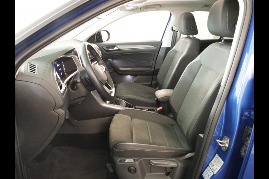 Volkswagen T-Roc 1.5 TSI Style 150 PK DSG | Verlengde garantie | Panorama dak | Keyless entry | Parkeer camera | El. achterklep |