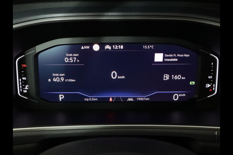 Volkswagen T-Roc 1.5 TSI Style 150 PK DSG | Verlengde garantie | Panorama dak | Keyless entry | Parkeer camera | El. achterklep |