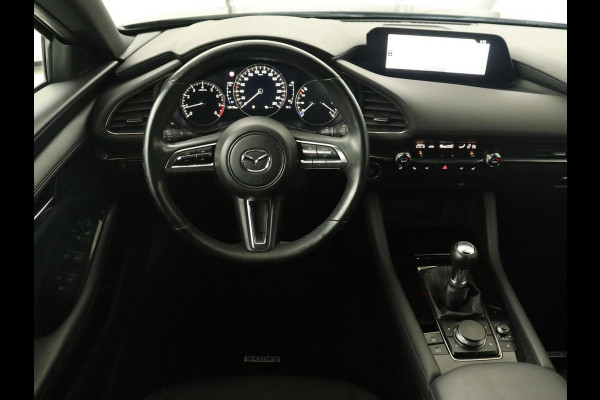 Mazda 3 2.0 e-SkyActiv-G Sportive | Head-Up | Stoel & stuurverwarming | Adaptive cruise | Carplay | Camera | Keyless | Climate control