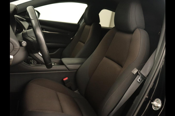 Mazda 3 2.0 e-SkyActiv-G Sportive | Head-Up | Stoel & stuurverwarming | Adaptive cruise | Carplay | Camera | Keyless | Climate control