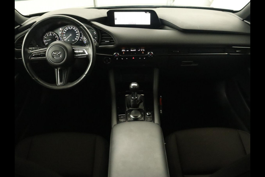 Mazda 3 2.0 e-SkyActiv-G Sportive | Head-Up | Stoel & stuurverwarming | Adaptive cruise | Carplay | Camera | Keyless | Climate control