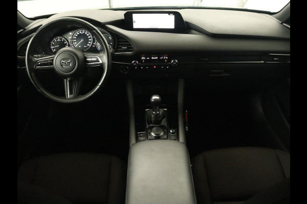 Mazda 3 2.0 e-SkyActiv-G Sportive | Head-Up | Stoel & stuurverwarming | Adaptive cruise | Carplay | Camera | Keyless | Climate control