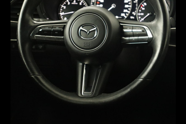Mazda 3 2.0 e-SkyActiv-G Sportive | Head-Up | Stoel & stuurverwarming | Adaptive cruise | Carplay | Camera | Keyless | Climate control