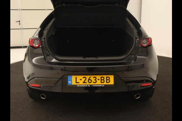 Mazda 3 2.0 e-SkyActiv-G Sportive | Head-Up | Stoel & stuurverwarming | Adaptive cruise | Carplay | Camera | Keyless | Climate control