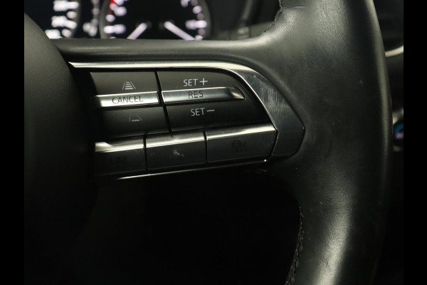 Mazda 3 2.0 e-SkyActiv-G Sportive | Head-Up | Stoel & stuurverwarming | Adaptive cruise | Carplay | Camera | Keyless | Climate control