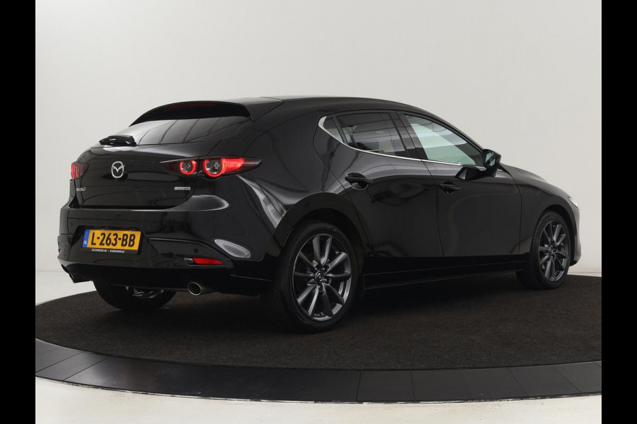 Mazda 3 2.0 e-SkyActiv-G Sportive | Head-Up | Stoel & stuurverwarming | Adaptive cruise | Carplay | Camera | Keyless | Climate control