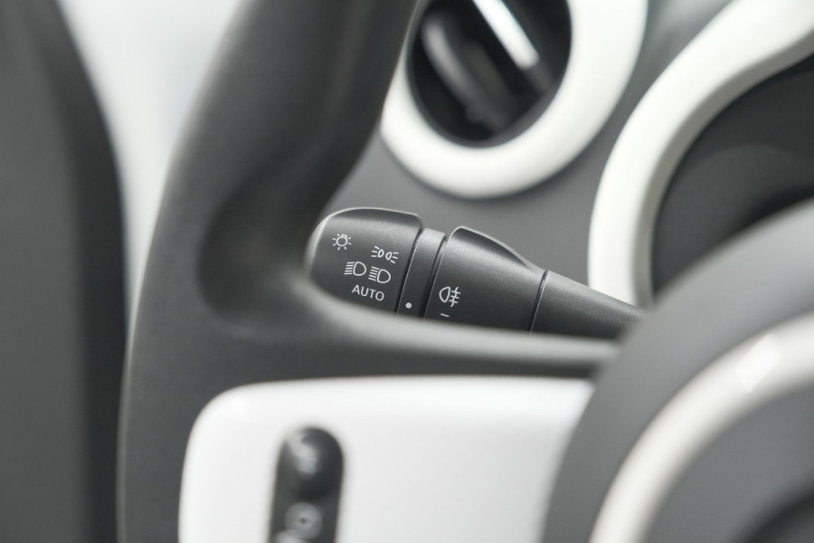 Renault Twingo 1.0 SCe Collection | Airconditioning | Parkeersensoren | Bluetooth