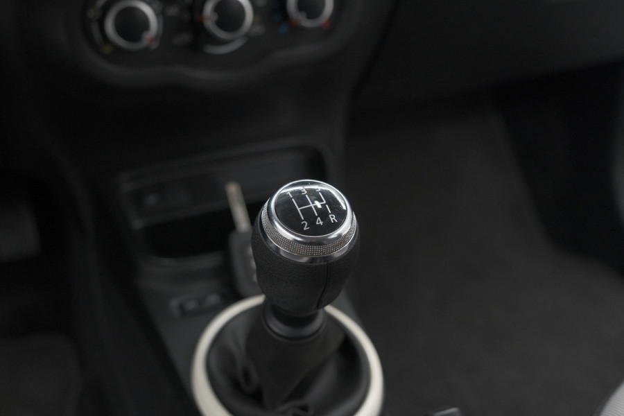 Renault Twingo 1.0 SCe Collection | Airconditioning | Parkeersensoren | Bluetooth