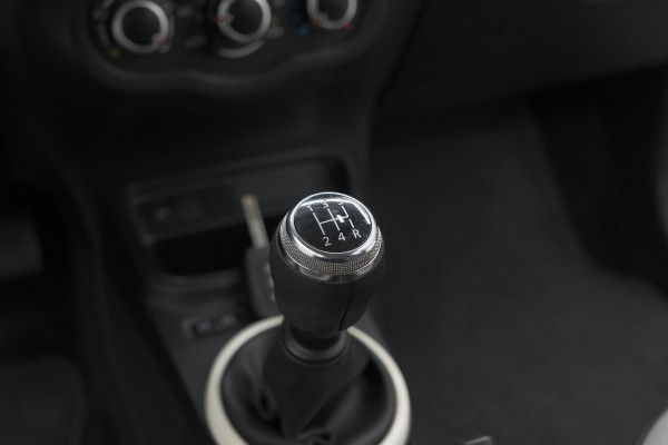 Renault Twingo 1.0 SCe Collection | Airconditioning | Parkeersensoren | Bluetooth