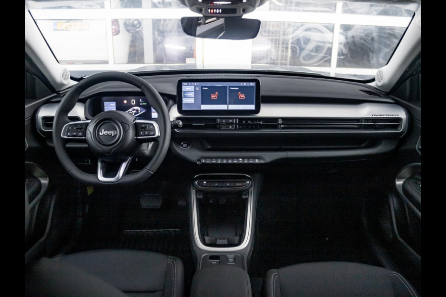 Jeep Avenger Summit 54 kWh | Uit voorraad leverbaar | 17%  Bijtelling | Winter Pack | Infotainment & Convenience Pack | Warmtepomp