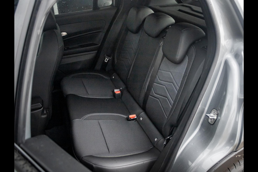 Jeep Avenger Summit 54 kWh | Uit voorraad leverbaar | 17%  Bijtelling | Winter Pack | Infotainment & Convenience Pack | Warmtepomp