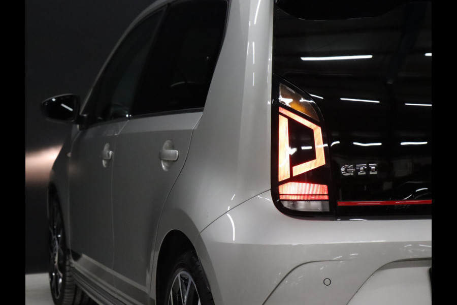 Volkswagen up! 1.0 TSI GTI *WEEKAANBIEDING* [CAMERA, STOELVERWARMING, PDC ACHTER, BLUETOOTH, AIRCO, CRUISE, NIEUWSTAAT]