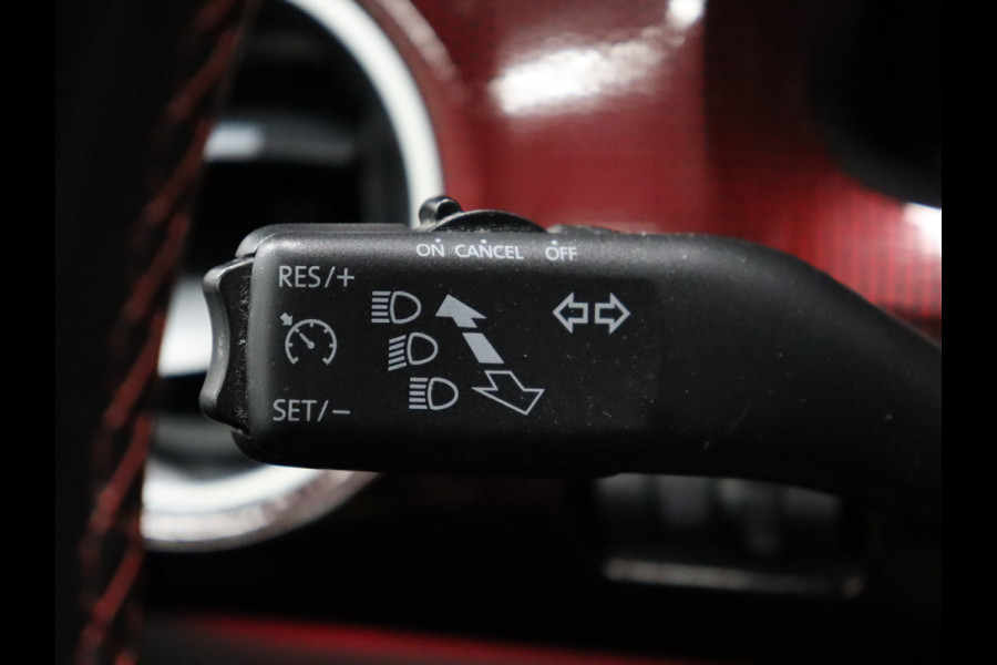 Volkswagen up! 1.0 TSI GTI *WEEKAANBIEDING* [CAMERA, STOELVERWARMING, PDC ACHTER, BLUETOOTH, AIRCO, CRUISE, NIEUWSTAAT]