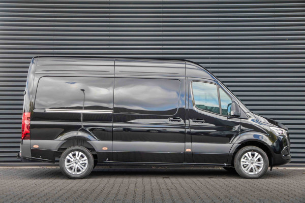 Mercedes-Benz Sprinter 317 CDI L2H2 Pro 2x schuifdeur - LED - 3500 kg trekhaak
