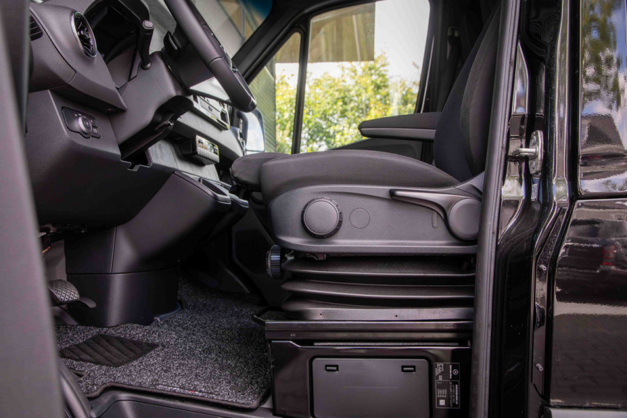 Mercedes-Benz Sprinter 317 CDI L2H2 Pro 2x schuifdeur - LED - 3500 kg trekhaak