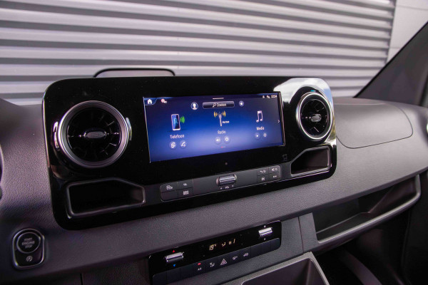 Mercedes-Benz Sprinter 317 CDI L2H2 Pro 2x schuifdeur - LED - 3500 kg trekhaak