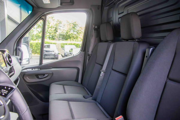 Mercedes-Benz Sprinter 317 CDI L2H2 Pro 2x schuifdeur - LED - 3500 kg trekhaak