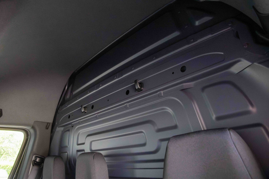 Mercedes-Benz Sprinter 317 CDI L2H2 Pro 2x schuifdeur - LED - 3500 kg trekhaak