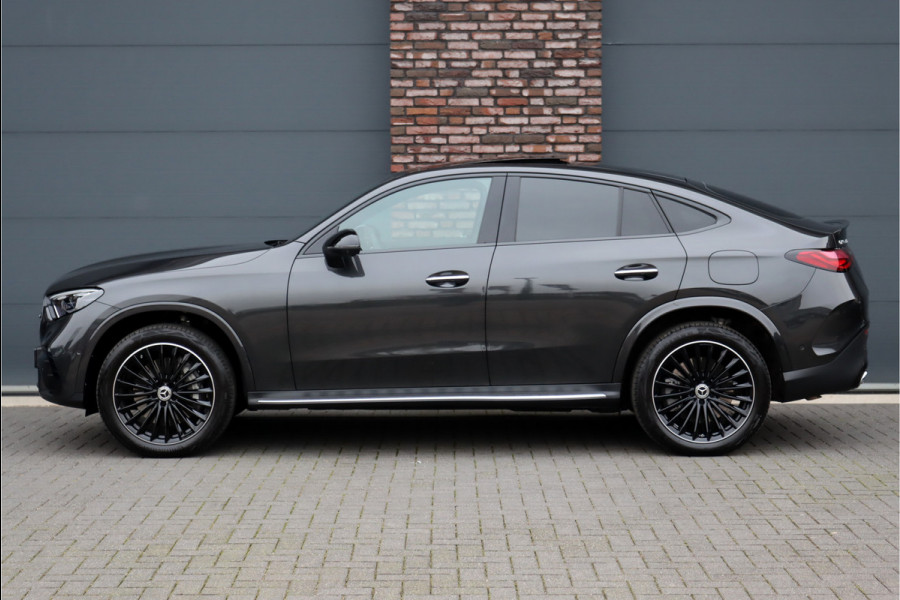 Mercedes-Benz GLC Coupé 400e 4MATIC Premium AMG Line | Distronic+ | Burmester | Memory | Trekhaak | Panoramadak | Surround Camera | Keyless Go | Digital Light | Stuurwiel Verwarmd | Rijassistentiepakket+ | Luchtreinigingspakket |