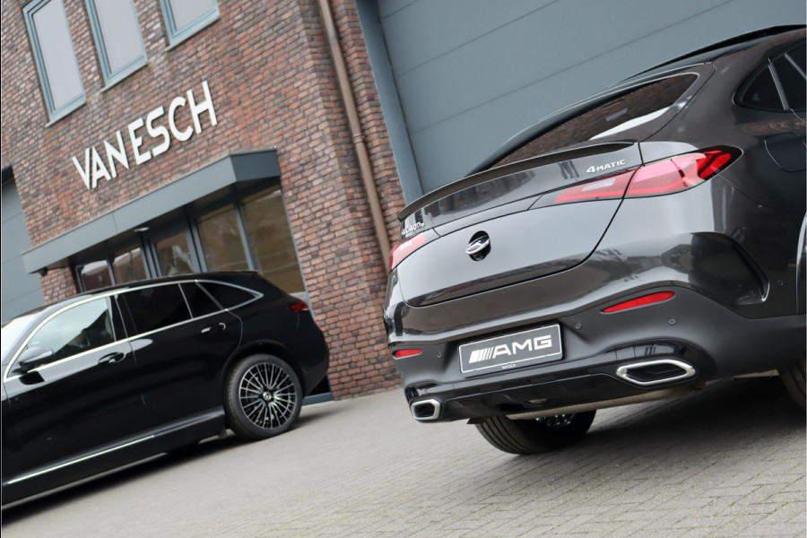 Mercedes-Benz GLC Coupé 400e 4MATIC Premium AMG Line | Distronic+ | Burmester | Memory | Trekhaak | Panoramadak | Surround Camera | Keyless Go | Digital Light | Stuurwiel Verwarmd | Rijassistentiepakket+ | Luchtreinigingspakket |