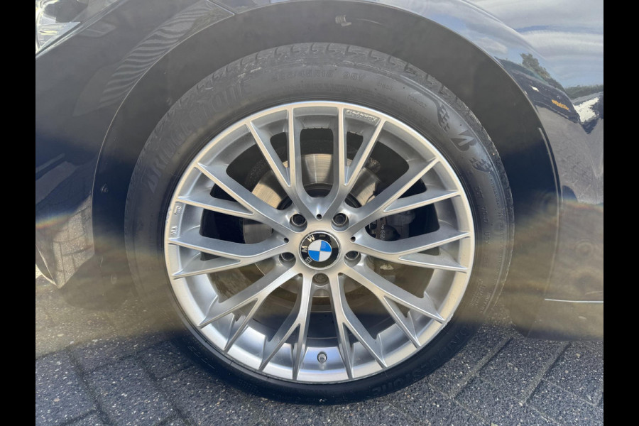 BMW 4 Serie Gran Coupé 420i High Executive M-Sport | Navigatie | Parkeersensoren | 18 Inch Lichtmetalen Velgen | Stoelverwarming |