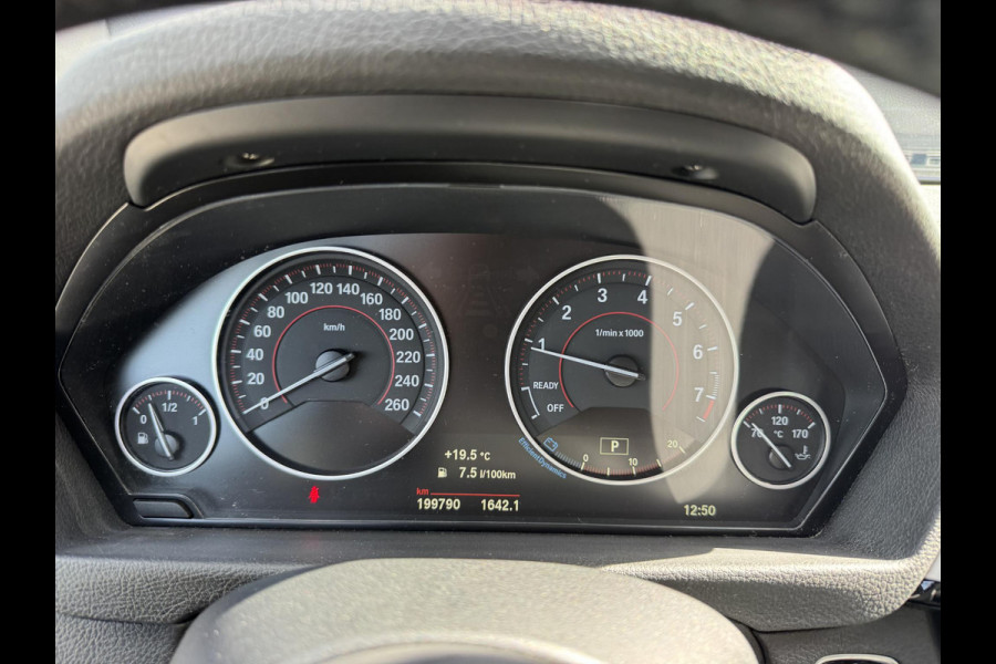 BMW 4 Serie Gran Coupé 420i High Executive M-Sport | Navigatie | Parkeersensoren | 18 Inch Lichtmetalen Velgen | Stoelverwarming |