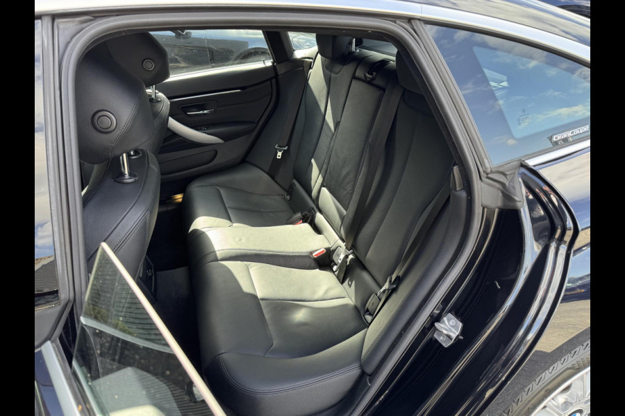 BMW 4 Serie Gran Coupé 420i High Executive M-Sport | Navigatie | Parkeersensoren | 18 Inch Lichtmetalen Velgen | Stoelverwarming |