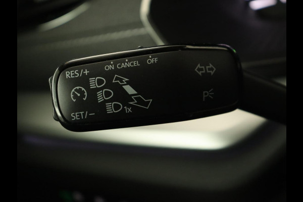 Škoda Octavia 1.4 TSI iV PHEV Business Edition | Stoelverwarming | Carplay | Full LED | Keyless | Sfeerverlichting | Digital Cockpit | Climate control | Cruise control | Parkeerhulp | Plug In